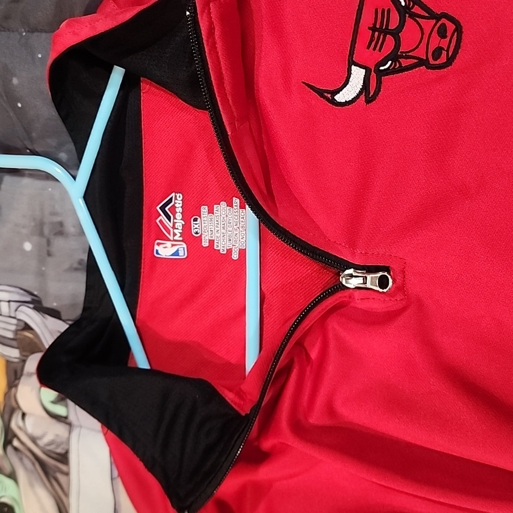 Chicago Bulls Pull Over Jacket
